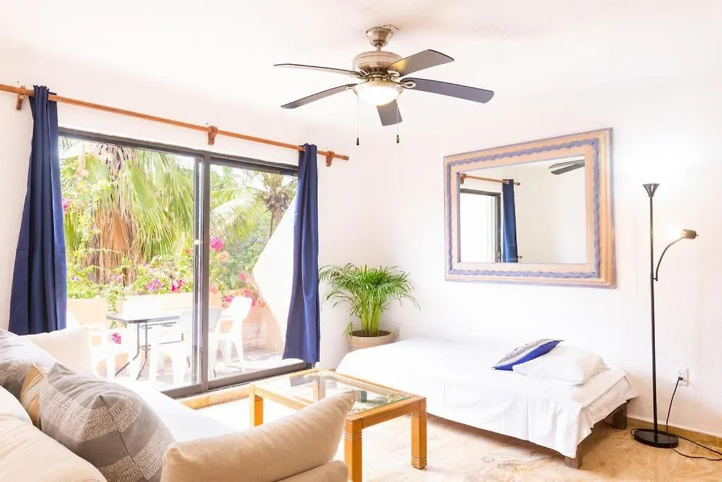 Lagoa Del Mar Cancun Apartment